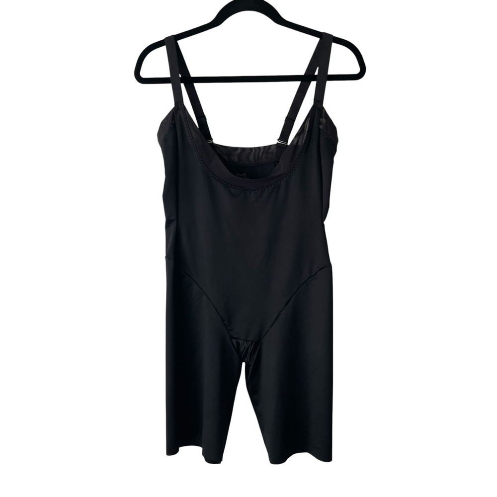 Maidenform Sculpts Shapewear Size M Romper WYOB Firm Control Mid-Thigh Smooth‎